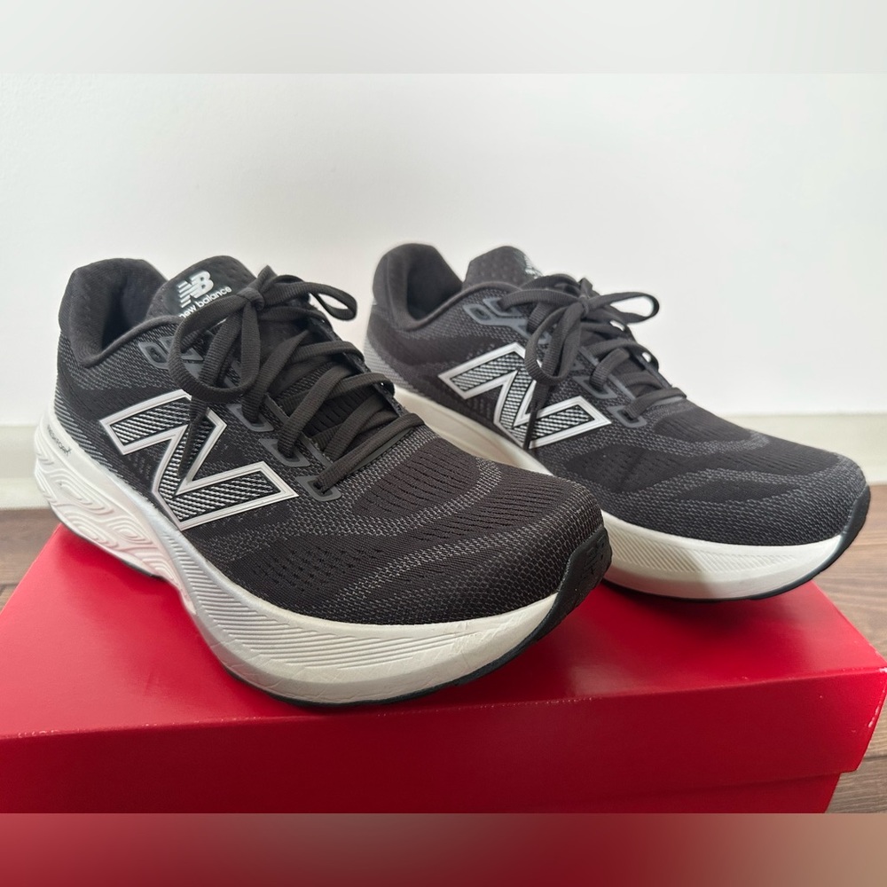 New Balance 880 Running Shoes